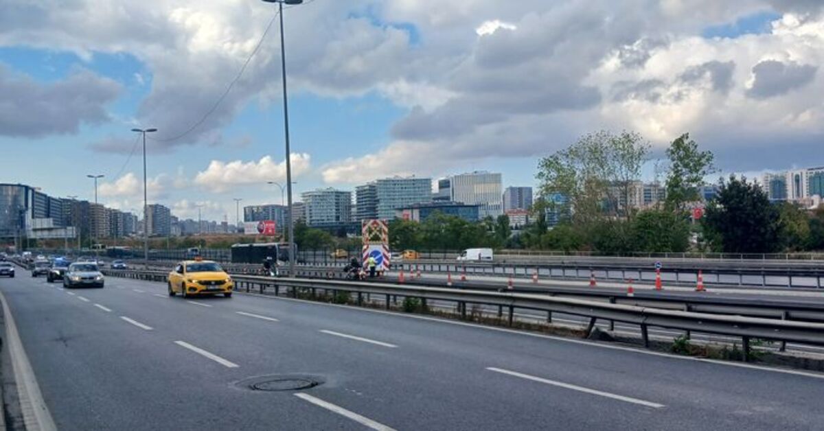 Metrobüs kazası sonrası İBB’den ışıklı işaret levhalı önlem
