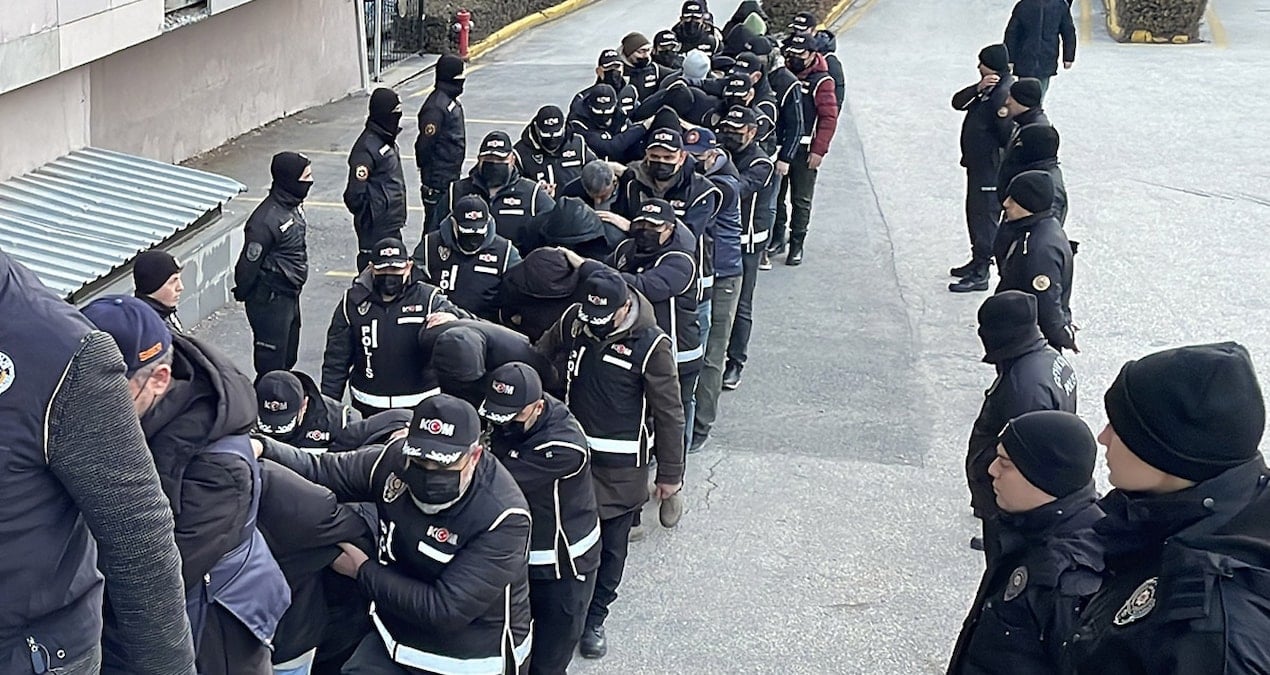 Banka hesaplarındaki 516 milyon dikkat çekti: 13 kişi tutuklandı